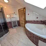 In 54840 Balatonszarszo