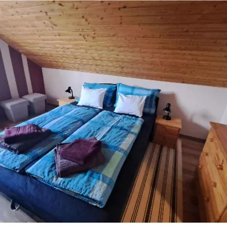 In 54840 Апартаменты Балатонсарсо