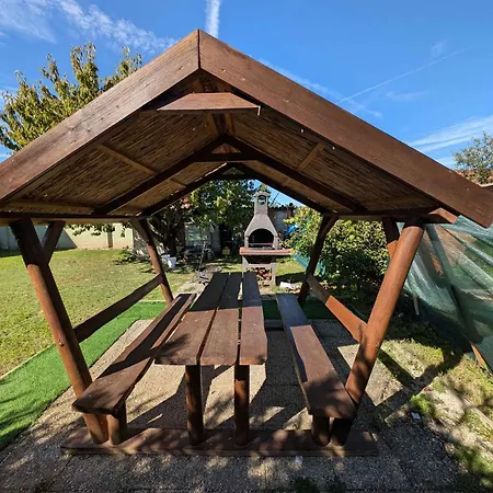 In 54840 Апартаменты *