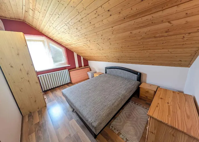 In 54840 Lägenhet Balatonszarszo