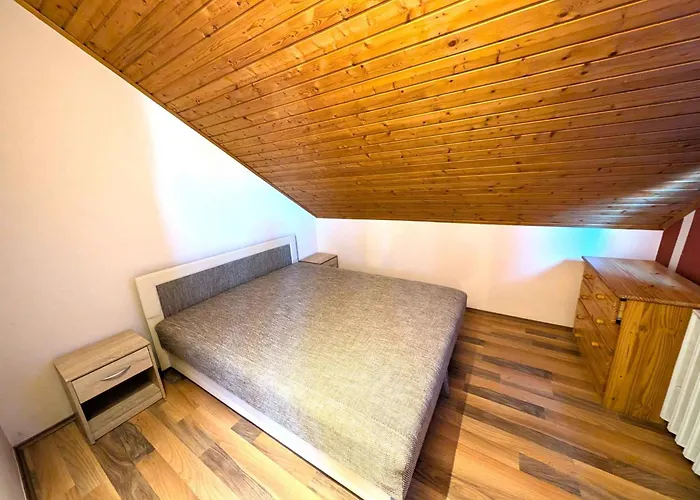 In 54840 Lägenhet Balatonszarszo